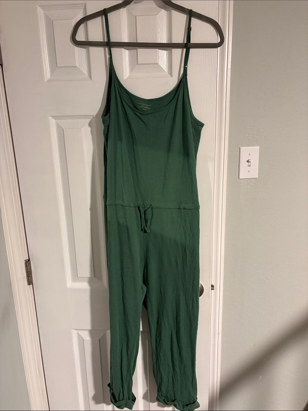 Sleeveless Green Jumpsuit with Drawstring Waist